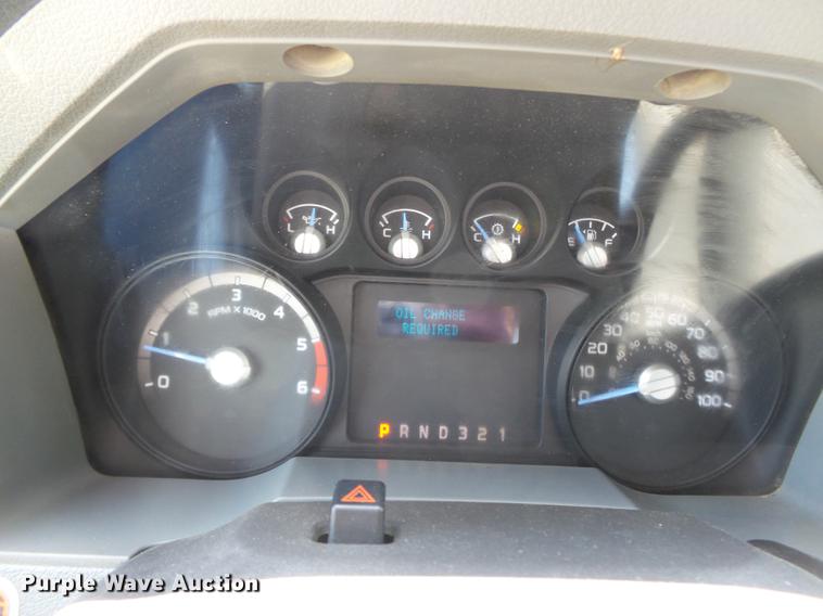 image for item DB7129 2011 Ford F550 Super Duty bucket truck