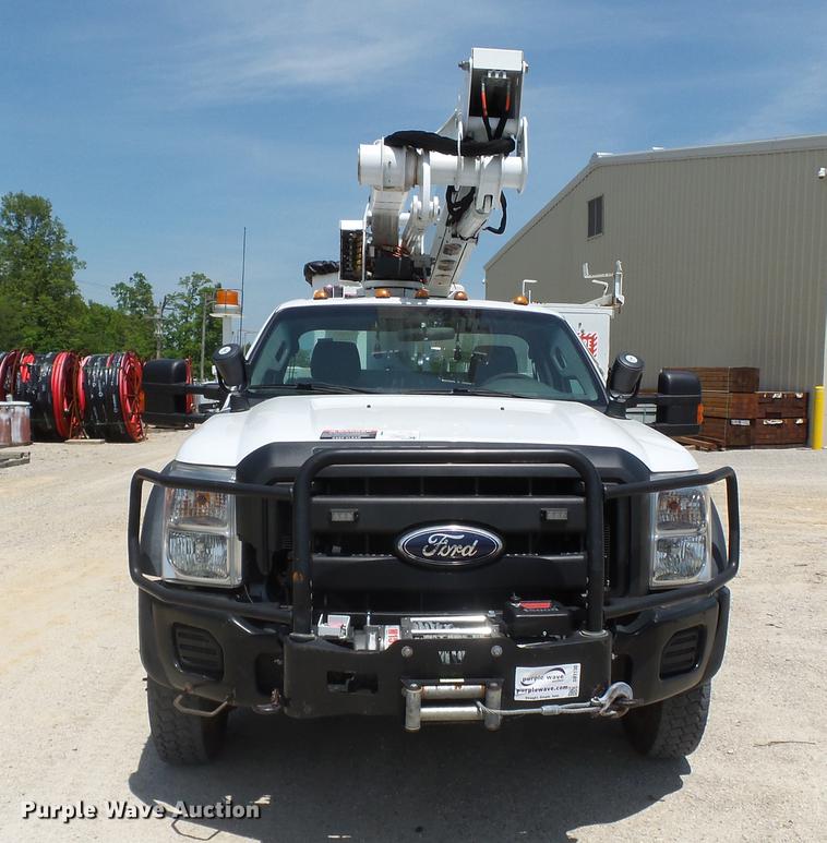 image for item DB7130 2011 Ford F550 Super Duty bucket truck