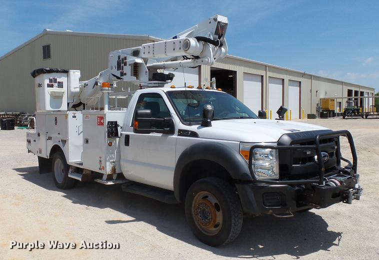 image for item DB7130 2011 Ford F550 Super Duty bucket truck