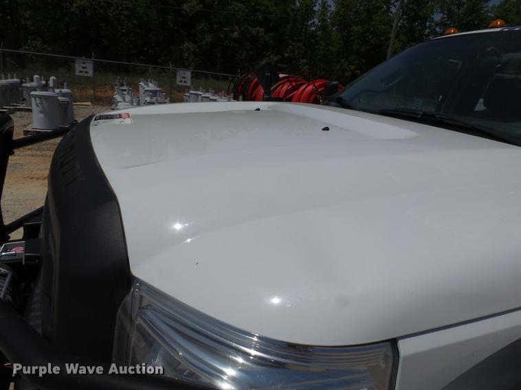 image for item DB7130 2011 Ford F550 Super Duty bucket truck