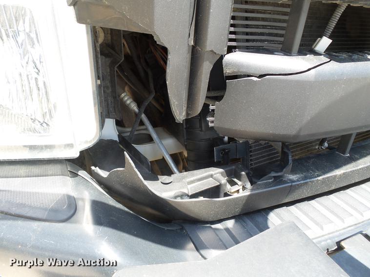 image for item DB7130 2011 Ford F550 Super Duty bucket truck