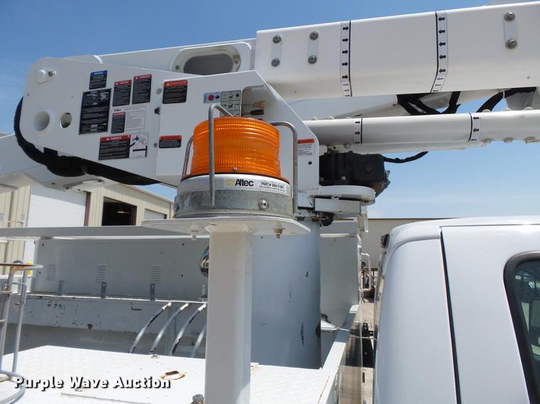 image for item DB7130 2011 Ford F550 Super Duty bucket truck