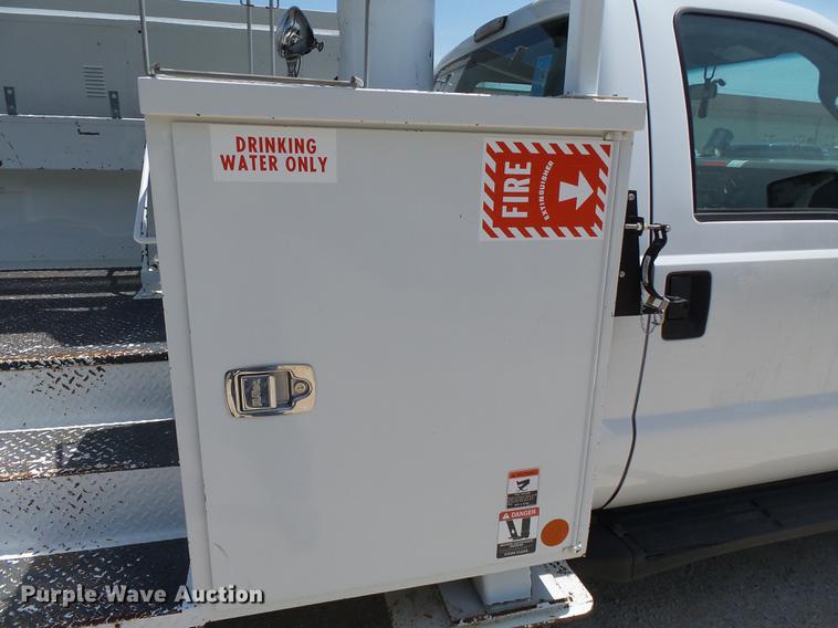 image for item DB7130 2011 Ford F550 Super Duty bucket truck