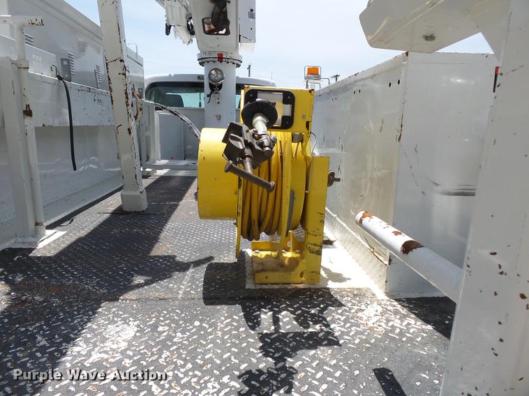 image for item DB7130 2011 Ford F550 Super Duty bucket truck