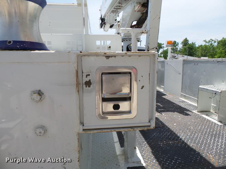 image for item DB7130 2011 Ford F550 Super Duty bucket truck