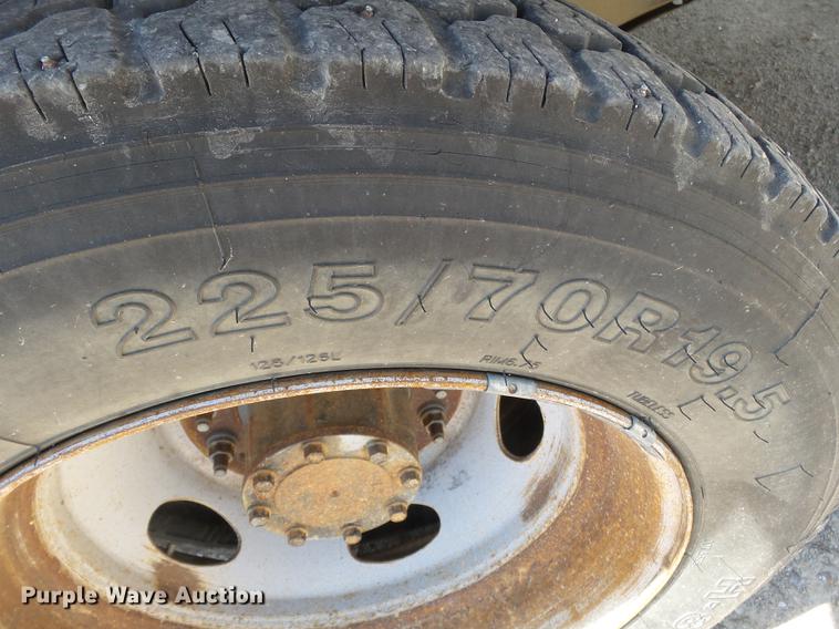 image for item DB7130 2011 Ford F550 Super Duty bucket truck