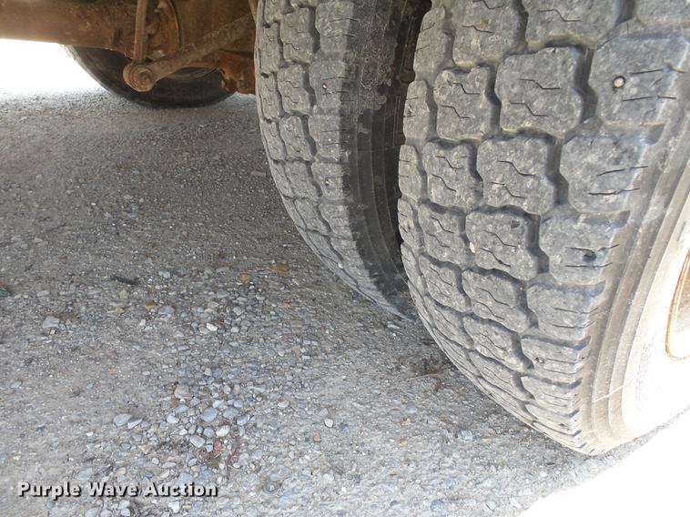 image for item DB7130 2011 Ford F550 Super Duty bucket truck