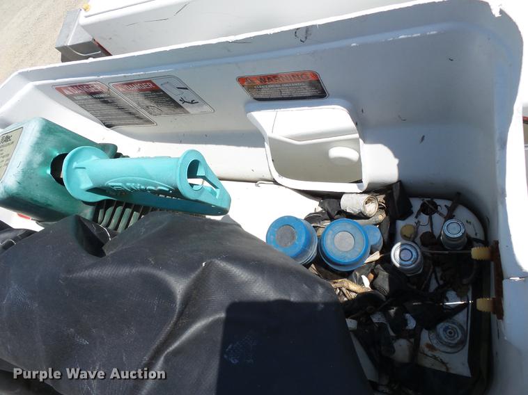 image for item DB7130 2011 Ford F550 Super Duty bucket truck