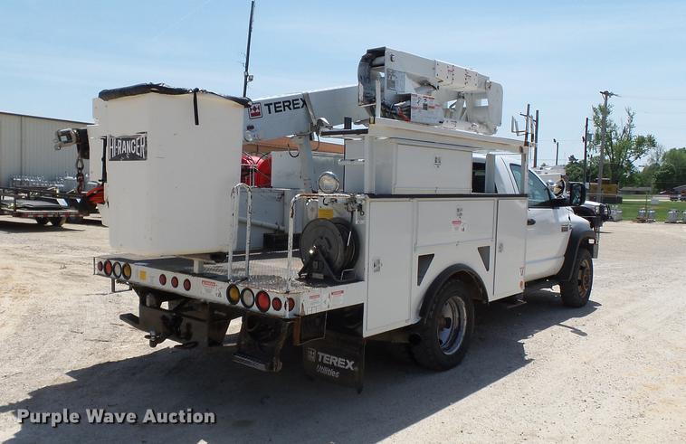 image for item DB7131 2009 Dodge Ram 5500 bucket truck