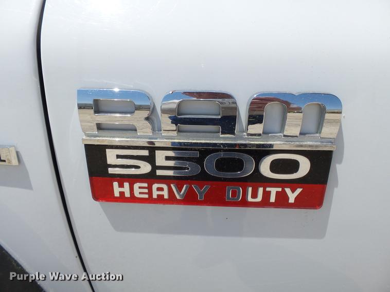 image for item DB7131 2009 Dodge Ram 5500 bucket truck