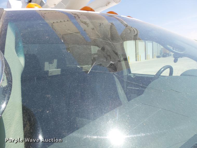 image for item DB7131 2009 Dodge Ram 5500 bucket truck