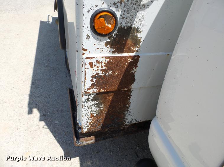 image for item DB7131 2009 Dodge Ram 5500 bucket truck