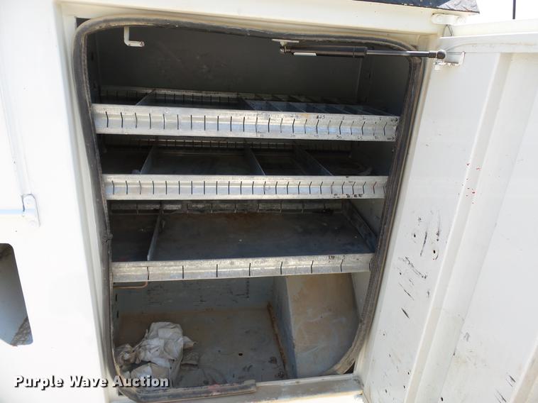 image for item DB7131 2009 Dodge Ram 5500 bucket truck