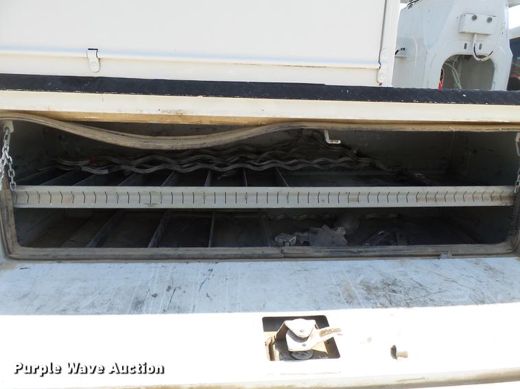 image for item DB7131 2009 Dodge Ram 5500 bucket truck