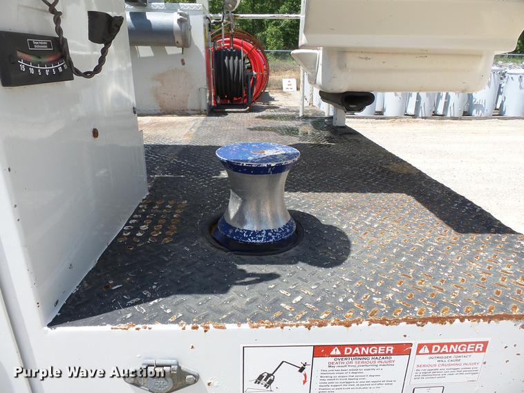 image for item DB7131 2009 Dodge Ram 5500 bucket truck