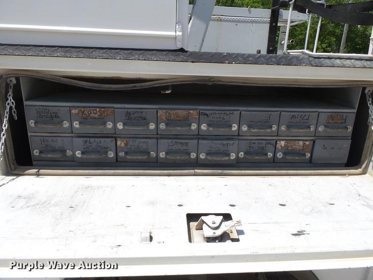 image for item DB7131 2009 Dodge Ram 5500 bucket truck