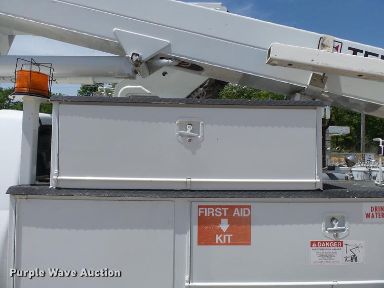 image for item DB7131 2009 Dodge Ram 5500 bucket truck