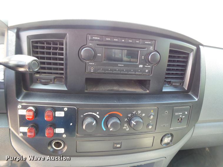 image for item DB7131 2009 Dodge Ram 5500 bucket truck