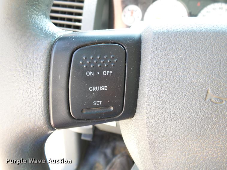 image for item DB7131 2009 Dodge Ram 5500 bucket truck