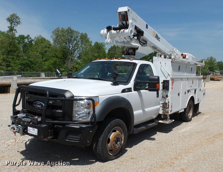 image for item DB7132 2011 Ford F550 Super Duty bucket truck