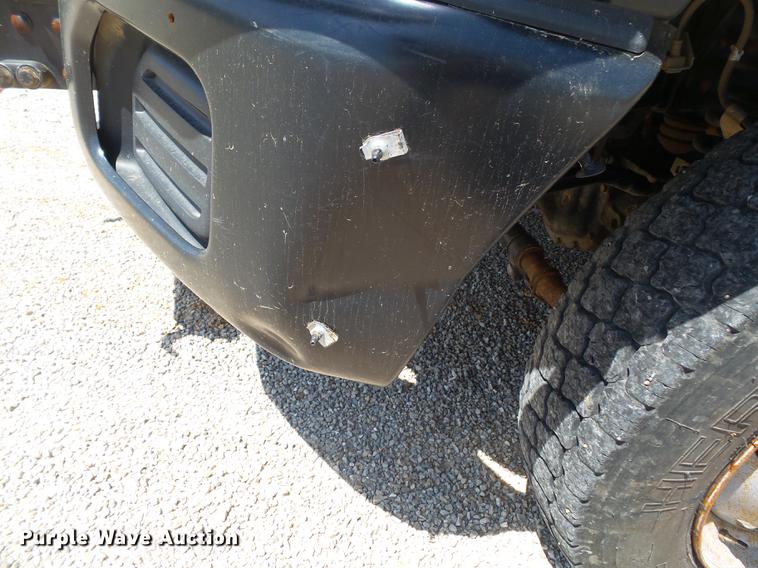 image for item DB7132 2011 Ford F550 Super Duty bucket truck