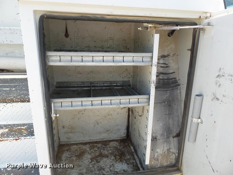 image for item DB7132 2011 Ford F550 Super Duty bucket truck