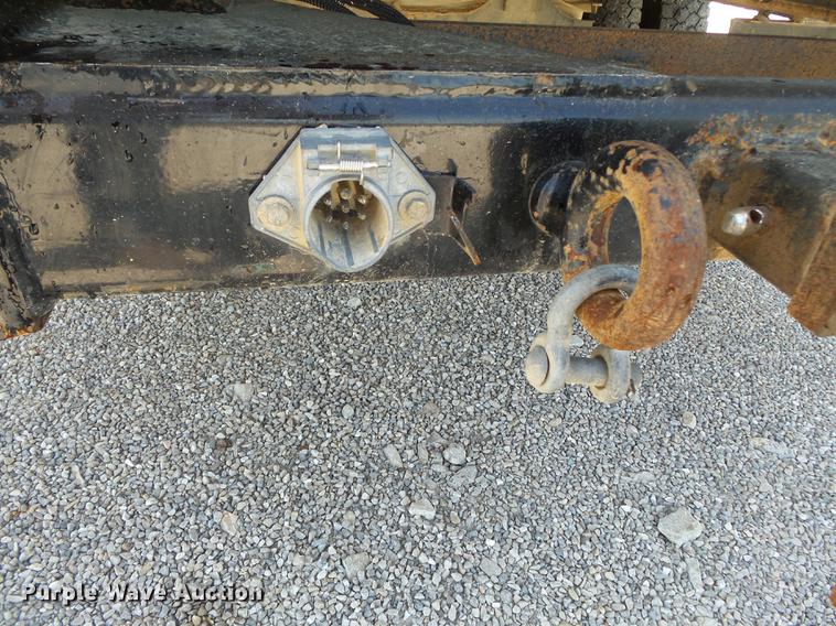 image for item DB7132 2011 Ford F550 Super Duty bucket truck