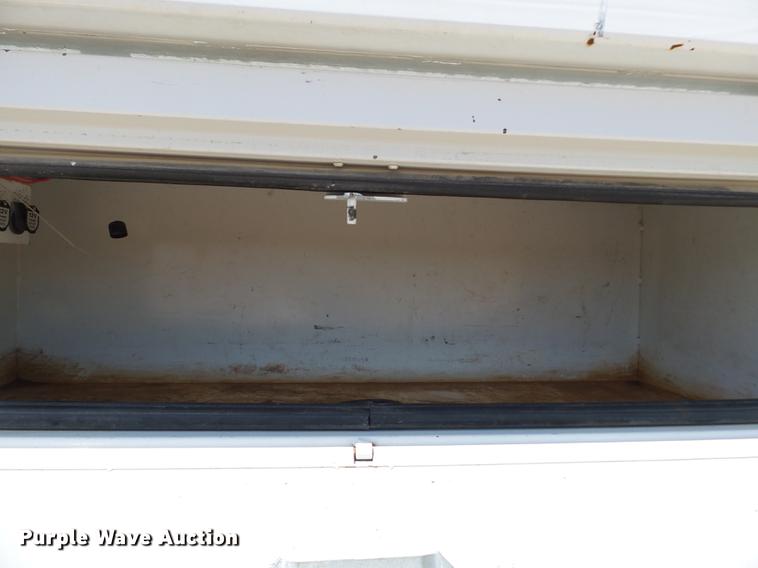 image for item DB7132 2011 Ford F550 Super Duty bucket truck