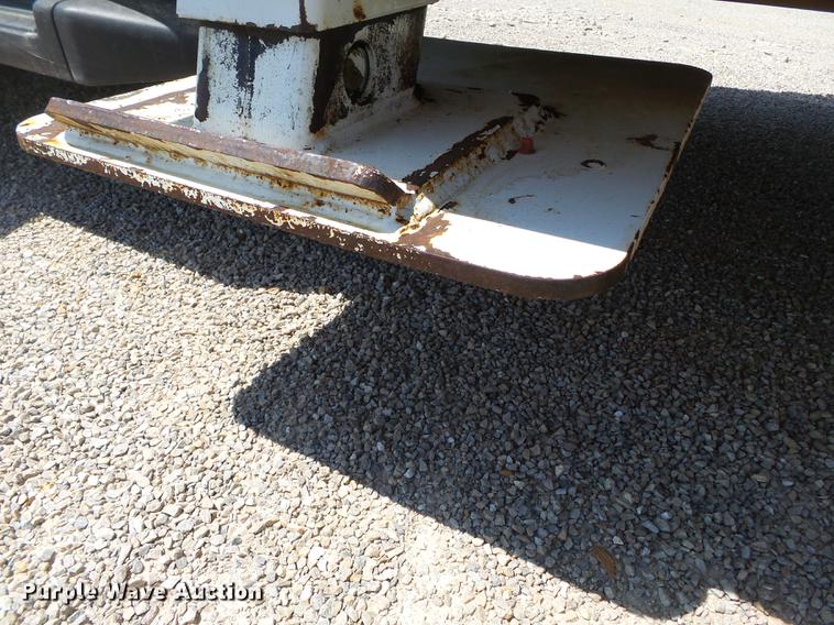 image for item DB7132 2011 Ford F550 Super Duty bucket truck