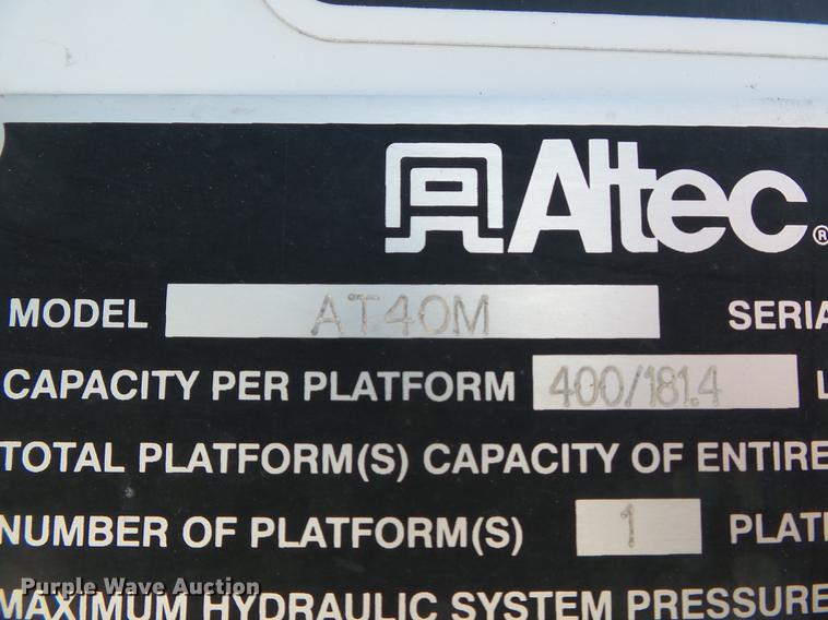 image for item DB7132 2011 Ford F550 Super Duty bucket truck