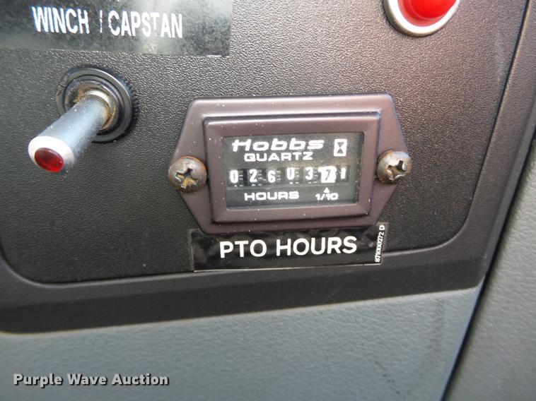 image for item DB7132 2011 Ford F550 Super Duty bucket truck