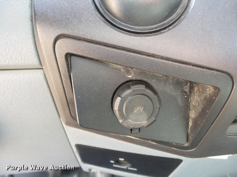 image for item DB7132 2011 Ford F550 Super Duty bucket truck