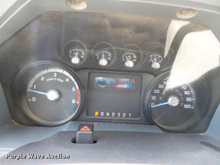 image for item DB7132 2011 Ford F550 Super Duty bucket truck