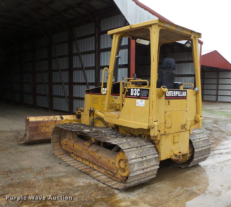 image for item DB7133 1998 Caterpillar D3C dozer