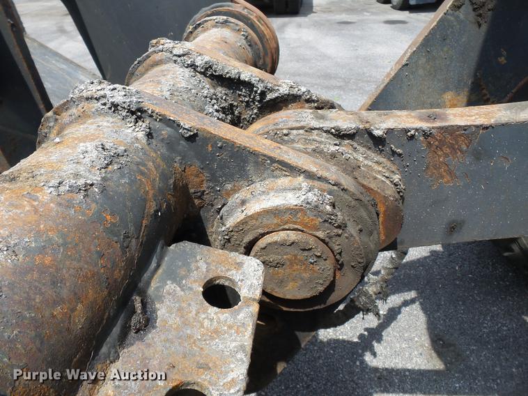 image for item DB7142 2004 John Deere 624J wheel loader