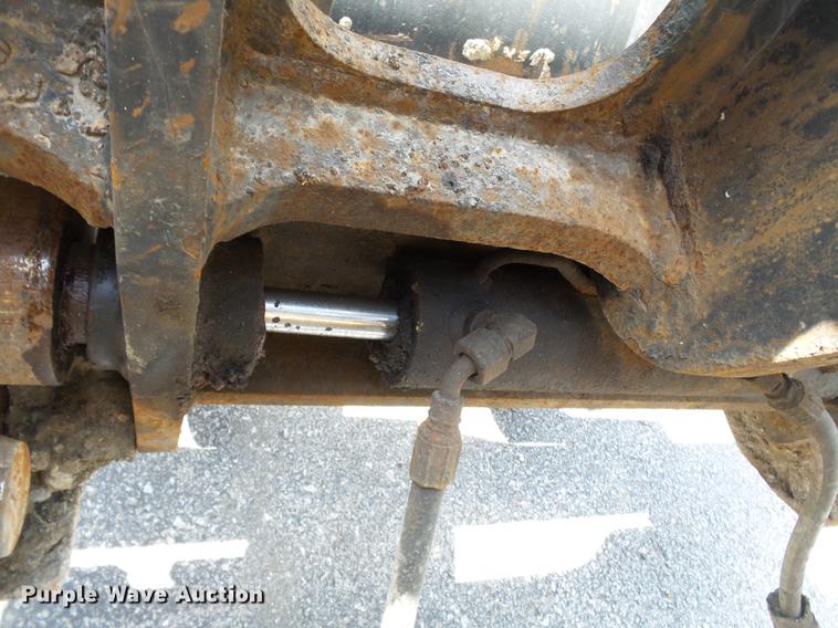 image for item DB7142 2004 John Deere 624J wheel loader