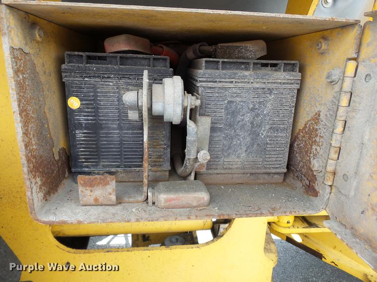 image for item DB7142 2004 John Deere 624J wheel loader