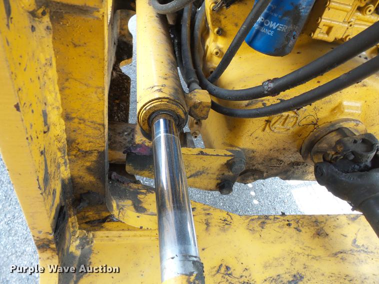 image for item DB7142 2004 John Deere 624J wheel loader