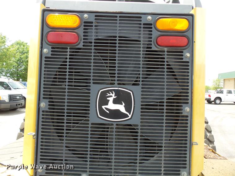 image for item DB7142 2004 John Deere 624J wheel loader