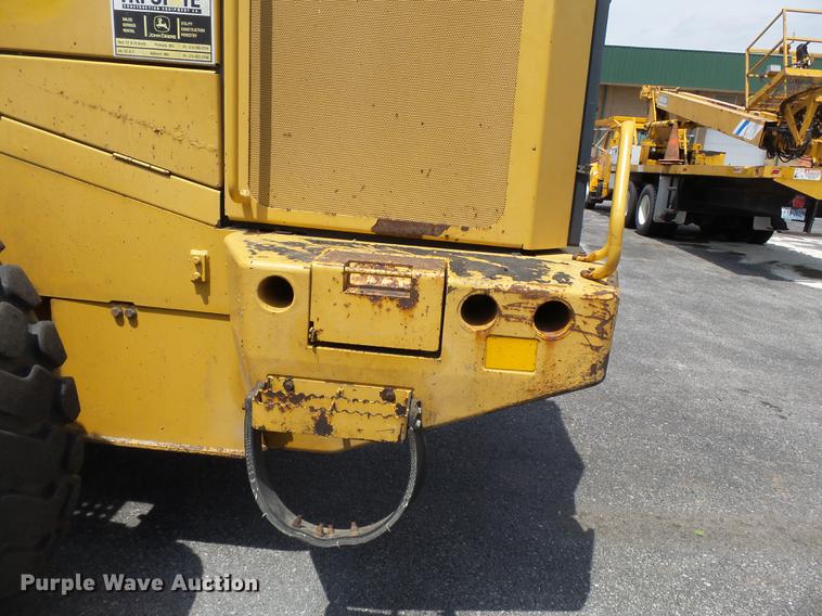 image for item DB7142 2004 John Deere 624J wheel loader