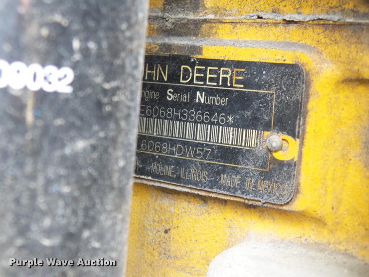 image for item DB7142 2004 John Deere 624J wheel loader