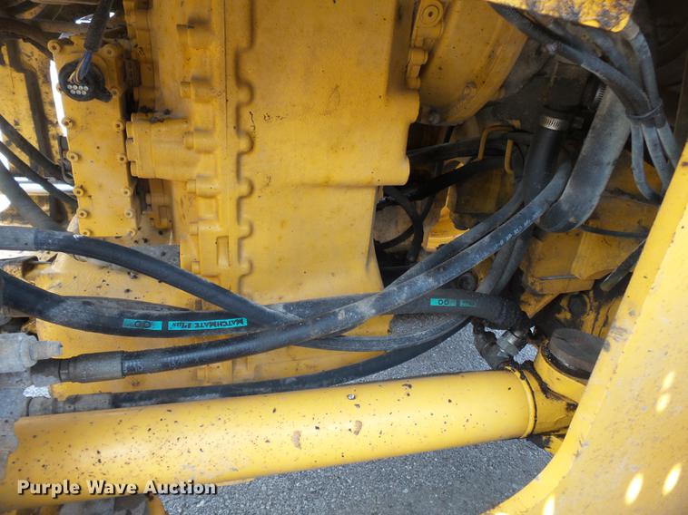 image for item DB7142 2004 John Deere 624J wheel loader