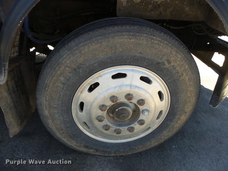 image for item DB7171 1987 Freightliner FLC dump truck