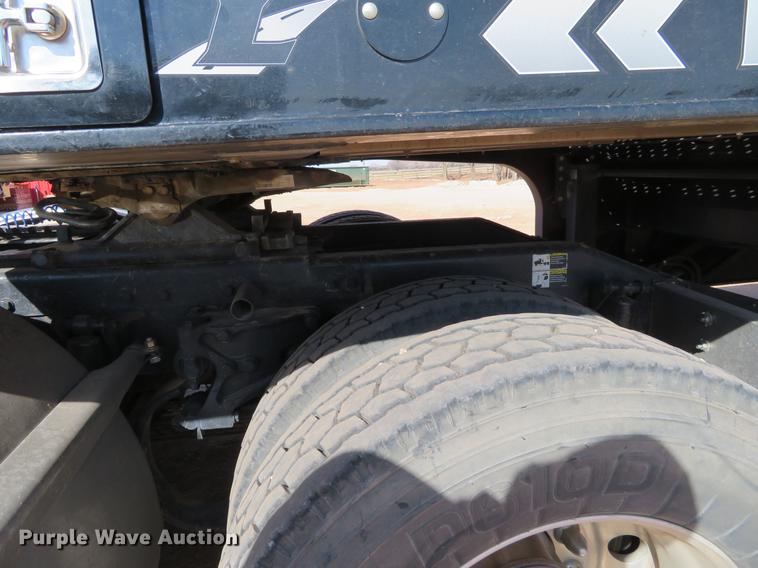 image for item DC0918 2006 Peterbilt 379 semi truck