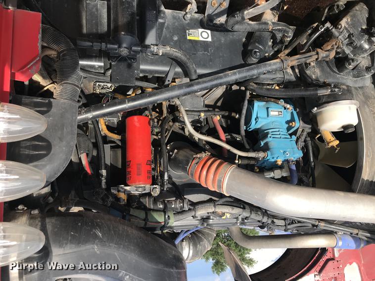 image for item DC0918 2006 Peterbilt 379 semi truck