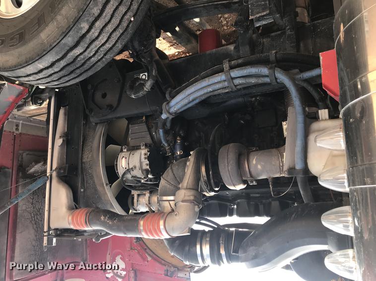 image for item DC0918 2006 Peterbilt 379 semi truck