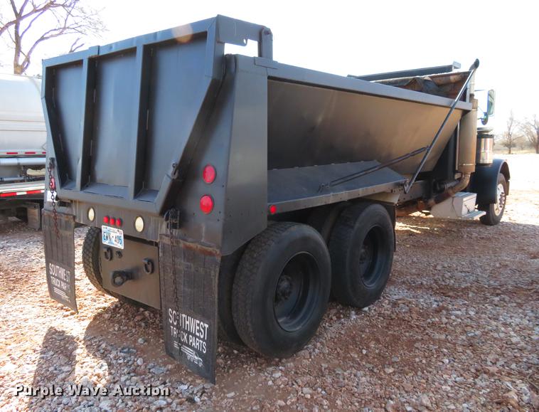 image for item DC0920 1990 Peterbilt 379 dump truck