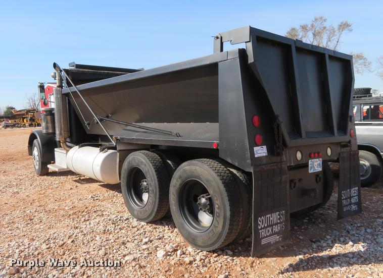 image for item DC0920 1990 Peterbilt 379 dump truck