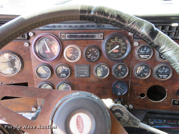 image for item DC0920 1990 Peterbilt 379 dump truck