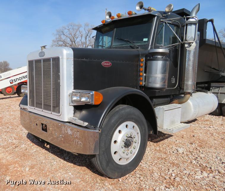 image for item DC0920 1990 Peterbilt 379 dump truck